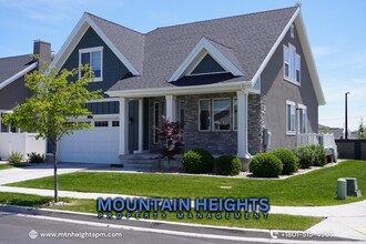 3977 W Penstemon Wy in Lehi, UT - Building Photo - Building Photo