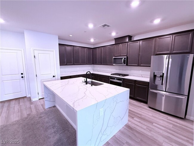 property at 514 Granite Arch St