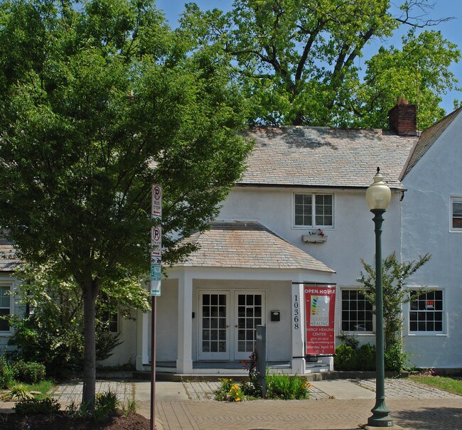 10370 Warwick Blvd in Newport News, VA - Building Photo - Building Photo