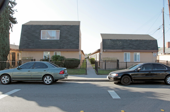 4730-4740 Elizabeth St in Bell, CA - Foto de edificio - Building Photo