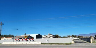 1130 E Gamebird Rd in Pahrump, NV - Building Photo
