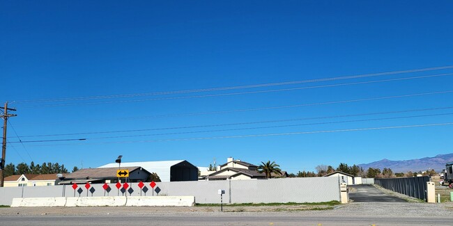 property at 1130 E Gamebird Rd