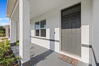 2982 Common Fig Run in Wesley Chapel, FL - Building Photo - Building Photo