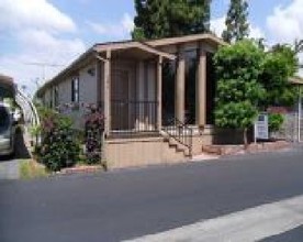 Lincoln Center Mobile Home Park in Cypress, CA - Building Photo - Building Photo