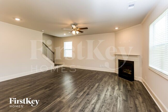 895 Garnet Dr in Acworth, GA - Building Photo - Building Photo