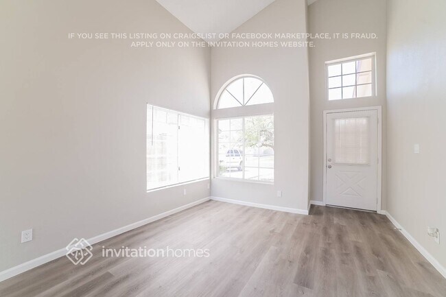 3711 W Camino Real in Glendale, AZ - Building Photo - Building Photo