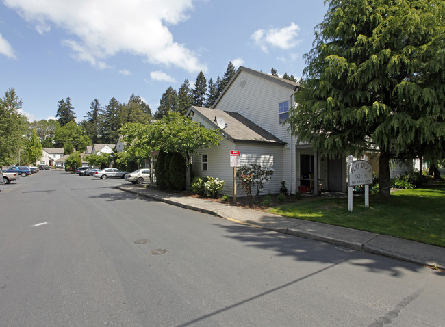 Wolf Ridge in Stayton, OR - Foto de edificio - Building Photo