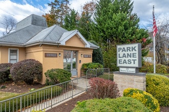 Park Lane East in Upper Darby, PA - Building Photo - Building Photo