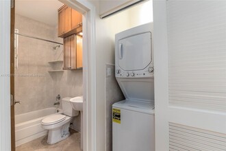 814 Lenox Ave. in Miami Beach, FL - Building Photo - Building Photo