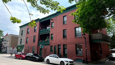 2129-2139 Marie-Anne Rue E in Montréal, QC - Building Photo - Building Photo