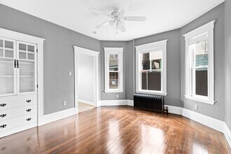 29 Fenwick St in Somerville, MA - Building Photo - Building Photo