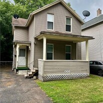 121 Columbia Ave in Rochester, NY - Building Photo