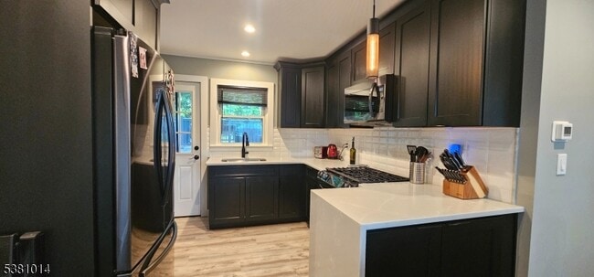 141 West End Ave in Hopatcong, NJ - Building Photo - Building Photo