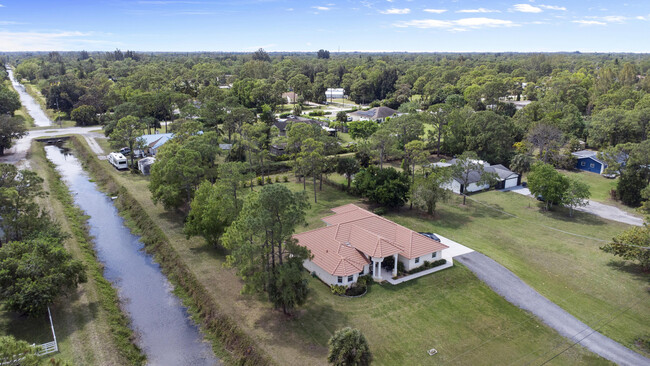 11290 51st Ct N in West Palm Beach, FL - Foto de edificio - Building Photo
