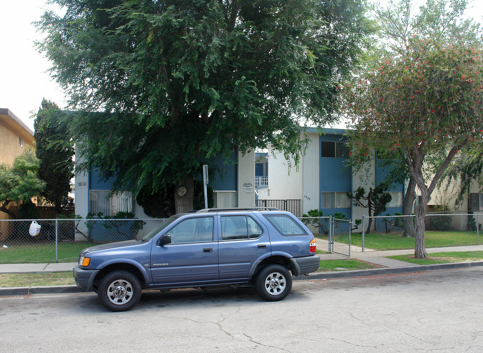 Bristolaire in Ventura, CA - Building Photo