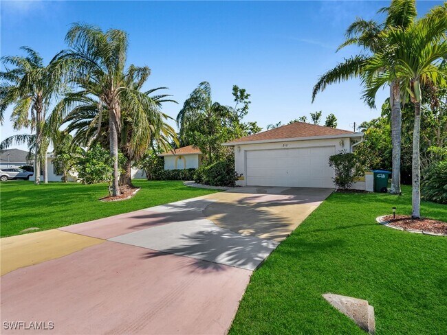 property at 310 SE 27th Terrace