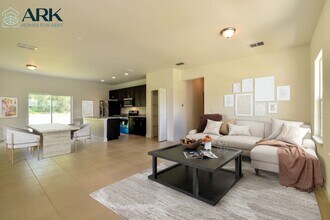 13775 SW 47th Cir in Ocala, FL - Building Photo - Building Photo