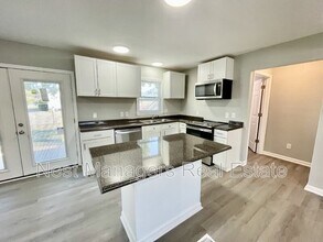 5148 Longbranch Dr in Fayetteville, NC - Building Photo - Building Photo