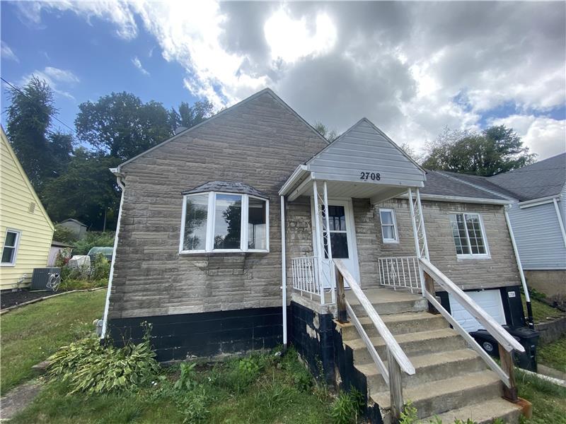 2708 Cleveland Ave in Steubenville, OH - Building Photo