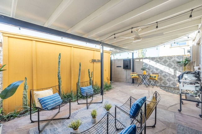 6957 E Osborn Rd in Scottsdale, AZ - Building Photo - Building Photo