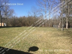 70 Pine View Dr in Horse Shoe, NC - Building Photo - Building Photo