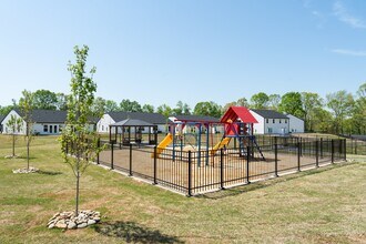 5040 Aspen Spg Wy in Spartanburg, SC - Building Photo - Building Photo