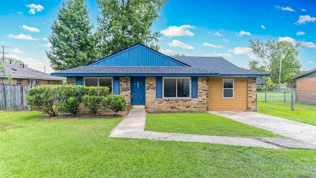 property at 826 Sherron Ave