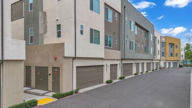 5086 Long Beach Blvd in Long Beach, CA - Building Photo - Building Photo