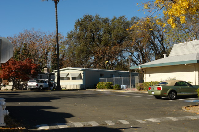 149 Aegean Way in Vacaville, CA - Foto de edificio - Building Photo