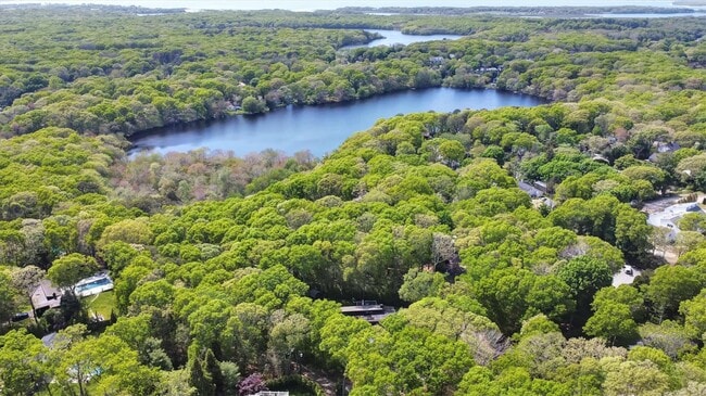 property at 274 Little Fresh Pond Rd