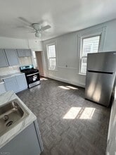 222 Inslee Pl, Unit 2 in Elizabeth, NJ - Building Photo - Building Photo