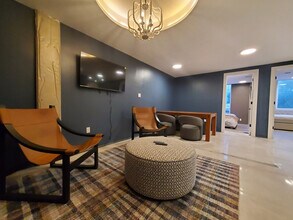 127 Meserole St in Brooklyn, NY - Building Photo - Building Photo