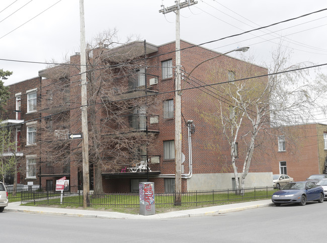 5290 Bannantyne in Montréal, QC - Building Photo - Primary Photo