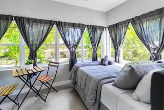 437 NE 69th St, Unit SI FL2-ID1022318P in Miami, FL - Building Photo - Building Photo