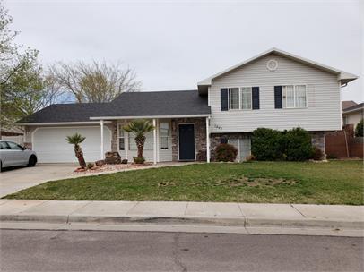 1947 E 40 S Cir in Saint George, UT - Building Photo