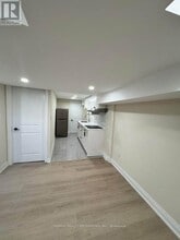 60 Wakelin Terrace in St Catharines, ON - Building Photo - Building Photo