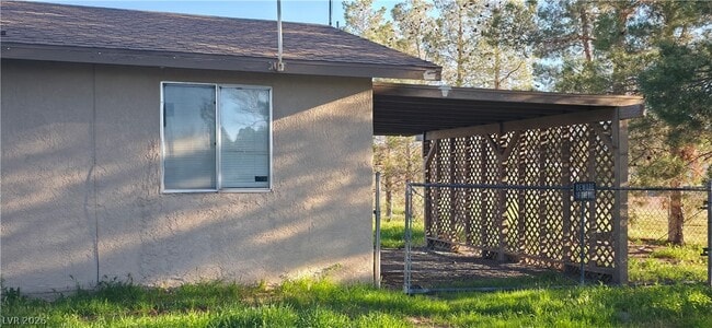 3000 McGraw Rd in Pahrump, NV - Building Photo - Building Photo