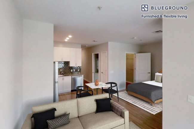 333 Great River Rd in Somerville, MA - Building Photo - Building Photo