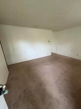 1280 Ascot Park in Lexington, KY - Building Photo - Building Photo