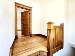3747 N Kostner Ave, Unit 2 in Chicago, IL - Building Photo - Building Photo