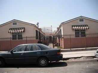 4345 Woodlawn Ave in Los Angeles, CA - Building Photo