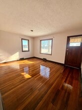 630 Windsor Rd in Machesney Park, IL - Building Photo - Building Photo