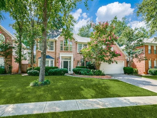 property at 4137 Crescent Dr