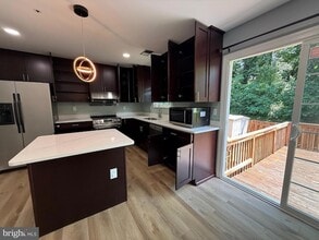 339 Lindera Ct in Glen Burnie, MD - Building Photo - Building Photo