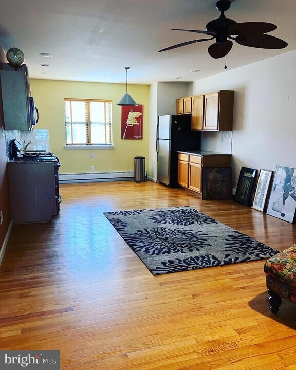 1012 Dickinson St Photo