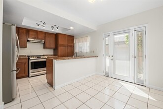 13902 Yorba St, Unit 9C in Tustin, CA - Building Photo - Building Photo
