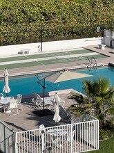 33 Ocean Ave, Unit 409 S.Ocean in Palm Beach Shores, FL - Foto de edificio - Building Photo