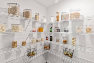 Redwood Groveport in Groveport, OH - Building Photo - Building Photo