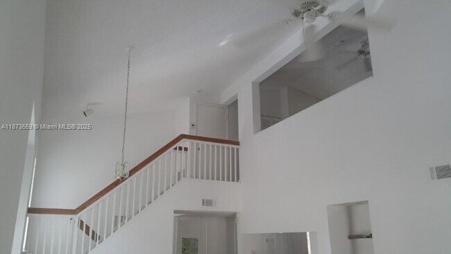 3204 Glenmoor Dr in West Palm Beach, FL - Building Photo - Building Photo