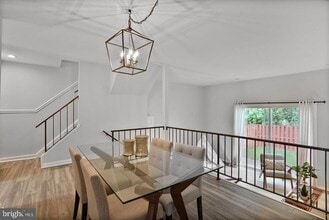 6335 Rockshire St in Alexandria, VA - Building Photo - Building Photo
